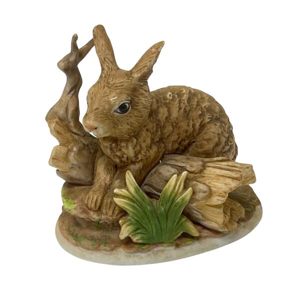 Homco #1411 Bunny on a Log Figurine - Picture 6 of 7